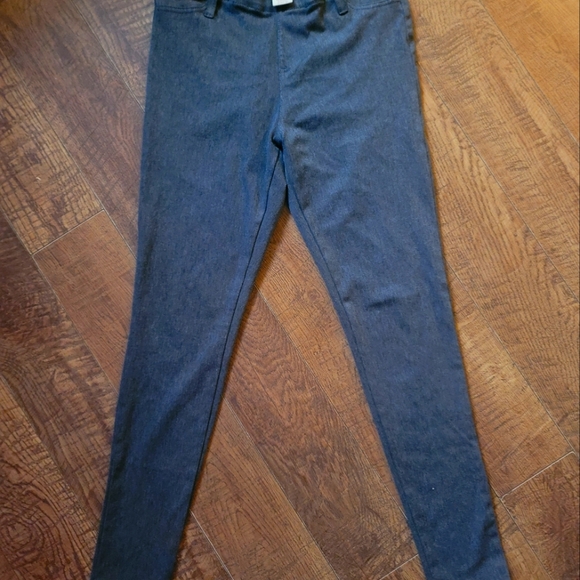 Stretchy slimming grey jegging slacks dress up or down. Very comfy. - Picture 2 of 2